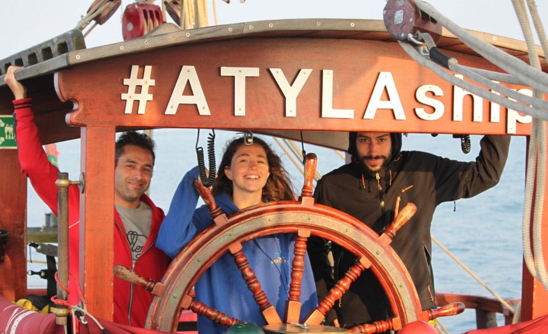 Utflykter Segling Segling Bilbao Spanien Atyla Ship Itsasmuseum Rolig aktivitet Covid Säker Familj Barn Utomhus